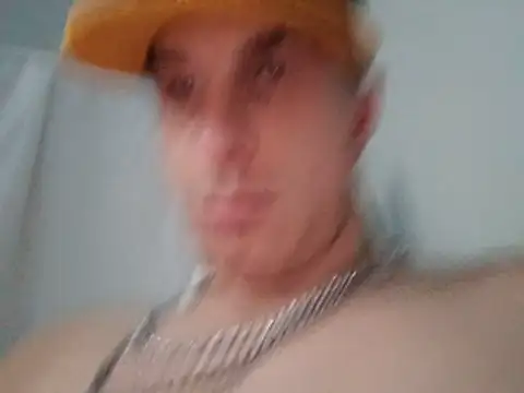 Snapshot of --D-a-D-D-y- chatting on 06/18/26, 09:09 --D-a-D-D-y- online show from 06/18/26, 09:09