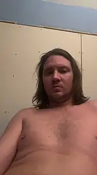 Snapshot of Brando2585 chatting on 12/29/24, 03:00 Brando2585 online show from 12/29/24, 03:00