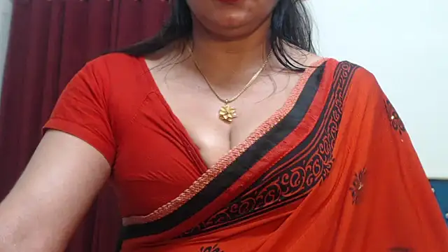 Snapshot of desi-maisa130 chatting on 09/25/25, 04:35 desi-maisa130 online show from 09/25/25, 04:35