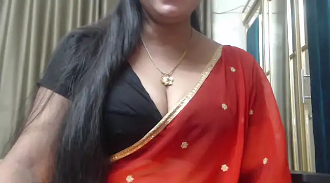 Snapshot of desi-maisa130 chatting on 02/22/25, 04:40 desi-maisa130 online show from 02/22/25, 04:40