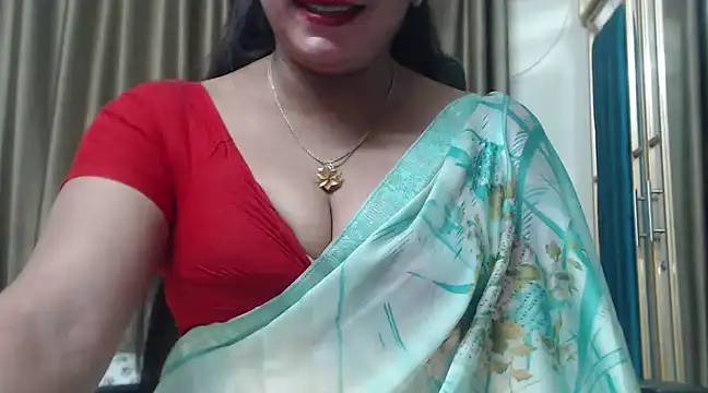 Snapshot of desi-maisa130 chatting on 03/18/25, 04:39 desi-maisa130 online show from 03/18/25, 04:39