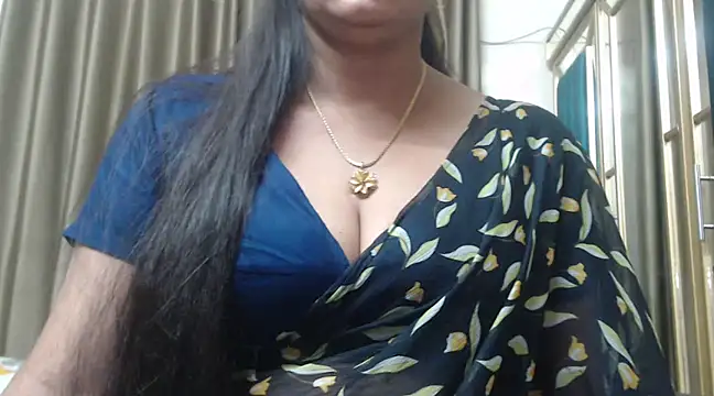 Snapshot of desi-maisa130 chatting on 02/20/25, 05:09 desi-maisa130 online show from 02/20/25, 05:09