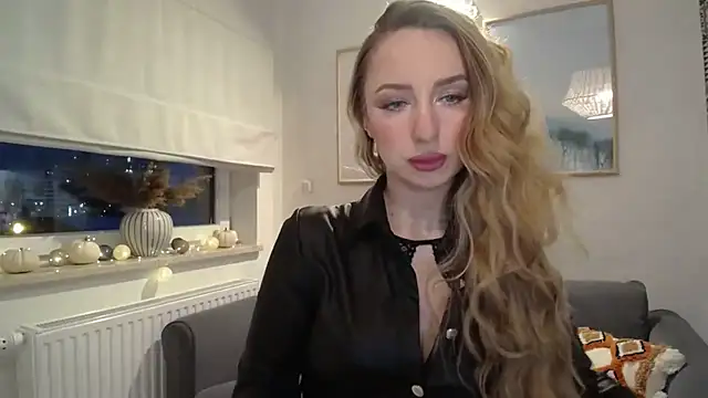 JulietteDiamond online show from 11/26/25, 03:12