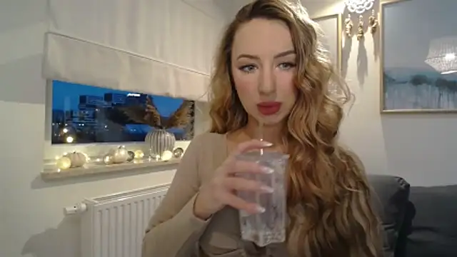 JulietteDiamond online show from 11/10/25, 03:17