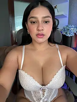 sarasoto 1 online show from 02/25/25, 07:06