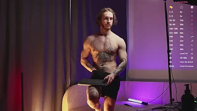 pleasure8869 online show from 03/05/25, 10:00