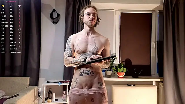 pleasure8869 online show from 11/15/25, 05:33