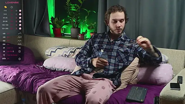 pleasure8869 online show from 09/20/25, 05:12