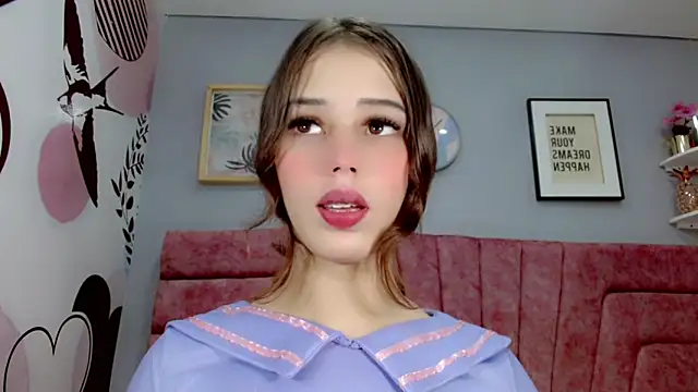 Snapshot of ValeriaAguilar chatting on 03/16/25, 10:11 ValeriaAguilar online show from 03/16/25, 10:11