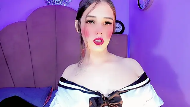 ValeriaAguilar online show from 11/10/25, 10:37