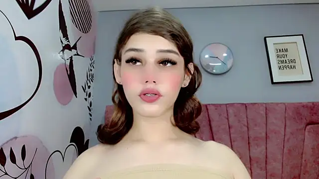 Snapshot of ValeriaAguilar chatting on 01/15/25, 07:55 ValeriaAguilar online show from 01/15/25, 07:55