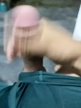 Snapshot of volcanrey chatting on 11/01/25, 03:35 volcanrey online show from 11/01/25, 03:35