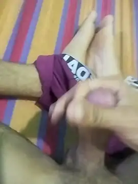 Snapshot of volcanrey chatting on 09/15/25, 03:51 volcanrey online show from 09/15/25, 03:51