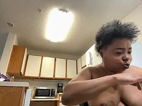 Snapshot of JCCaramelbarbie1 chatting on 01/22/25, 11:32 JCCaramelbarbie1 online show from 01/22/25, 11:32