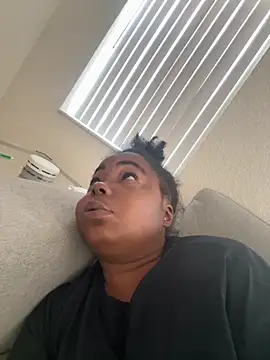 Snapshot of JCCaramelbarbie1 chatting on 09/14/25, 02:39 JCCaramelbarbie1 online show from 09/14/25, 02:39