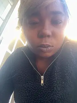 JCCaramelbarbie1 online show from 02/09/26, 04:16