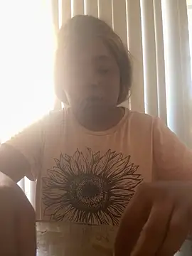 JCCaramelbarbie1 online show from 03/06/26, 02:45