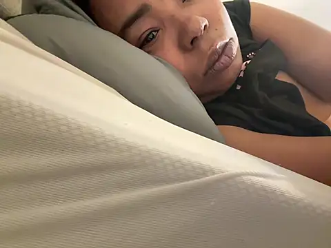 Snapshot of JCCaramelbarbie1 chatting on 01/17/25, 12:42 JCCaramelbarbie1 online show from 01/17/25, 12:42