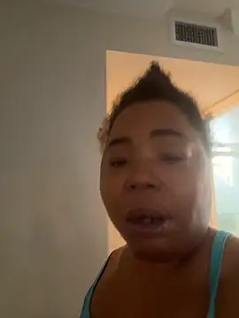 Snapshot of JCCaramelbarbie1 chatting on 12/04/25, 03:44 JCCaramelbarbie1 online show from 12/04/25, 03:44