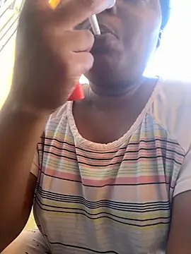 Snapshot of JCCaramelbarbie1 chatting on 10/28/25, 02:38 JCCaramelbarbie1 online show from 10/28/25, 02:38