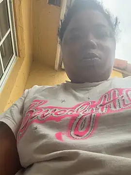 Snapshot of JCCaramelbarbie1 chatting on 01/13/26, 02:21 JCCaramelbarbie1 online show from 01/13/26, 02:21