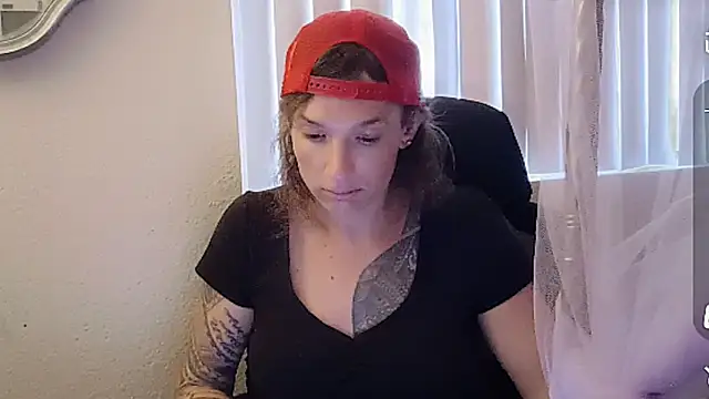 Snapshot of cassiemichellexx chatting on 06/27/26, 03:18 cassiemichellexx online show from 06/27/26, 03:18