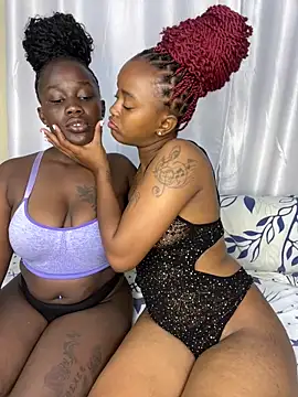 Doublefreaks online show from 10/23/25, 10:08