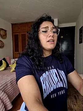 Thaliacooper  online show from 09/12/25, 06:40