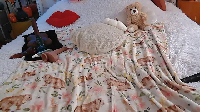 VegasDani online show from 11/21/25, 11:04