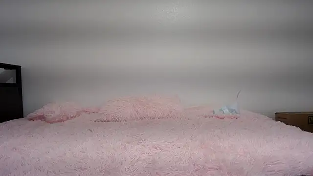 QueenLolaX online show from 03/19/26, 05:29