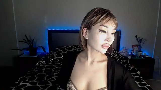 Izalimka online show from 03/07/25, 03:19