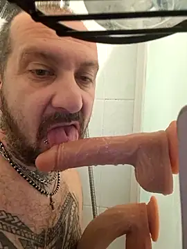 Snapshot of teddy79good chatting on 03/09/26, 05:05 teddy79good online show from 03/09/26, 05:05