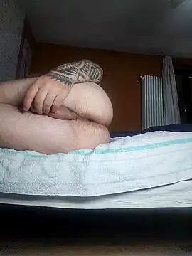 Snapshot of teddy79good chatting on 10/07/25, 04:08 teddy79good online show from 10/07/25, 04:08