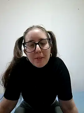 Snapshot of Sarah459 chatting on 01/28/25, 07:42 Sarah459 online show from 01/28/25, 07:42