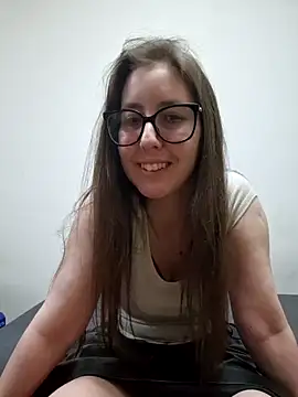 Snapshot of Sarah459 chatting on 01/01/25, 07:43 Sarah459 online show from 01/01/25, 07:43