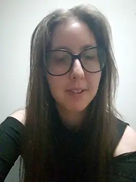 Snapshot of Sarah459 chatting on 09/28/25, 06:04 Sarah459 online show from 09/28/25, 06:04