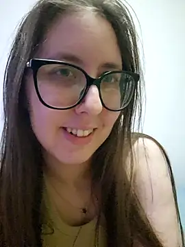 Snapshot of Sarah459 chatting on 05/15/26, 09:46 Sarah459 online show from 05/15/26, 09:46
