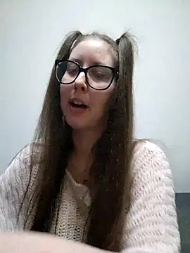 Snapshot of Sarah459 chatting on 10/11/25, 06:53 Sarah459 online show from 10/11/25, 06:53