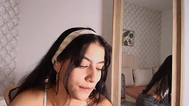 Susana Sanchez online show from 06/12/26, 11:41