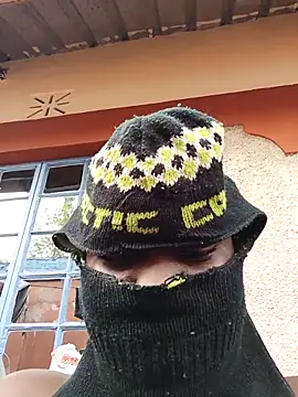 Snapshot of Sexy_girlass chatting on 12/03/25, 02:27 Sexy girlass online show from 12/03/25, 02:27