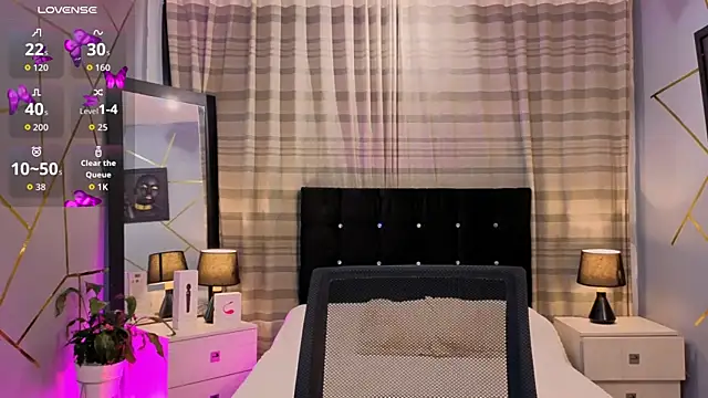 Megan Do Santos online show from 11/11/25, 07:52