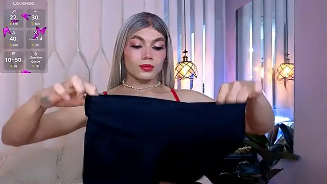 Megan Do Santos online show from 04/11/26, 08:23