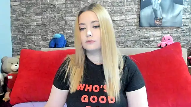 kalindahot online show from 10/28/25, 07:02