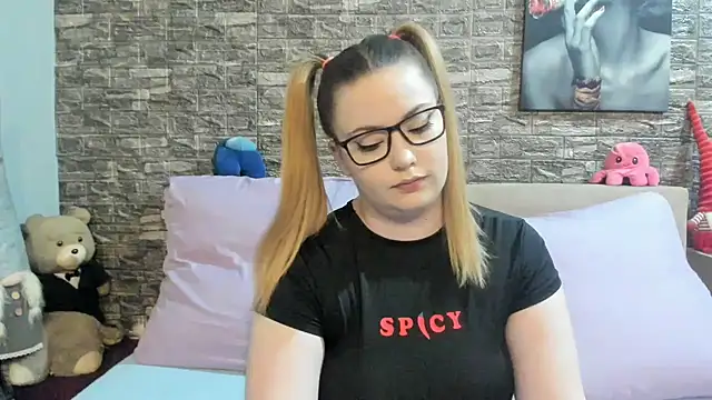 kalindahot online show from 05/31/26, 06:09
