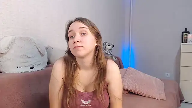 lovely hayley online show from 09/27/25, 09:32