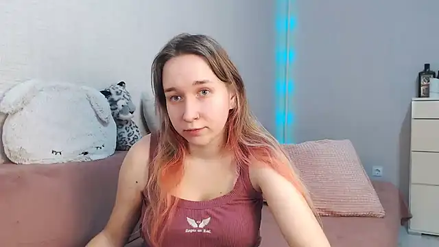 lovely hayley online show from 02/15/26, 09:58