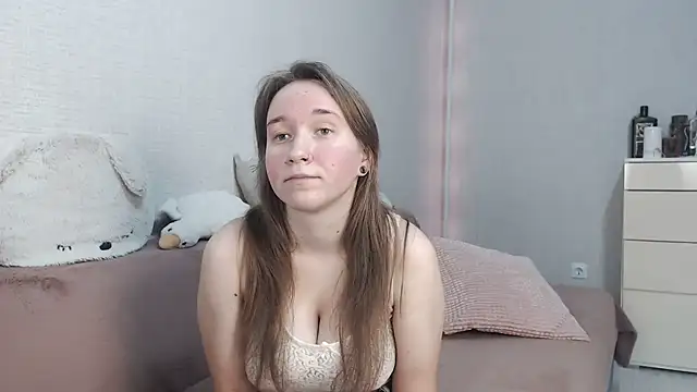 lovely hayley online show from 09/20/25, 09:20