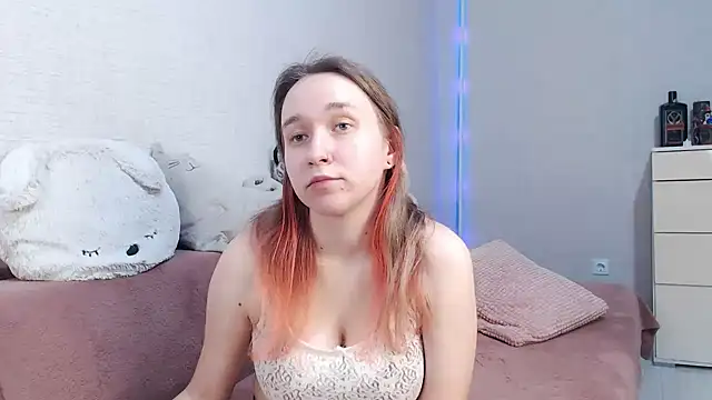 lovely hayley online show from 04/08/26, 08:43