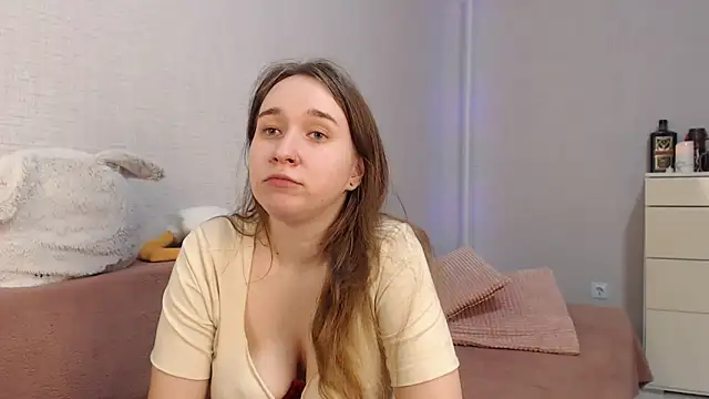 lovely hayley online show from 03/01/25, 08:42