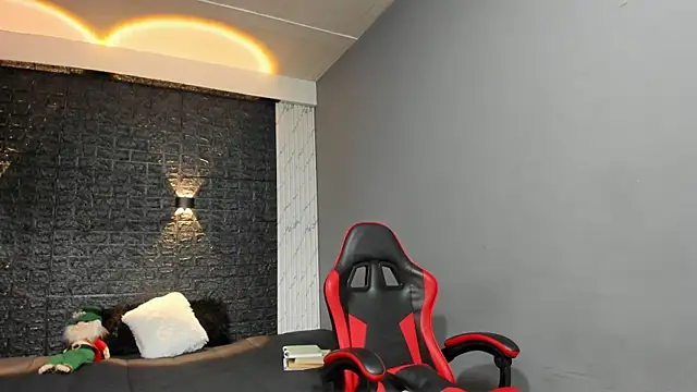 taurus boy1 online show from 12/04/25, 05:23